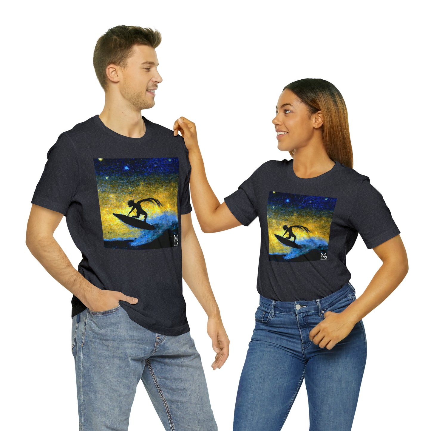 Cresting the Perfect Wave. - T-shirt