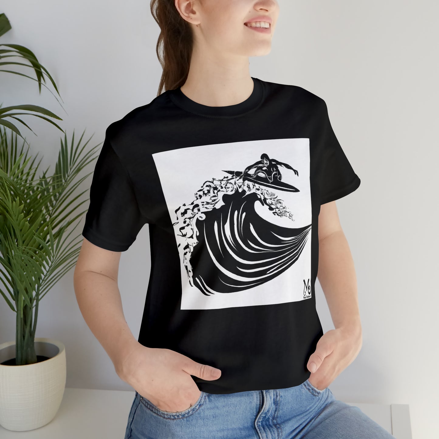 Wave Catching Surfer - T-shirt